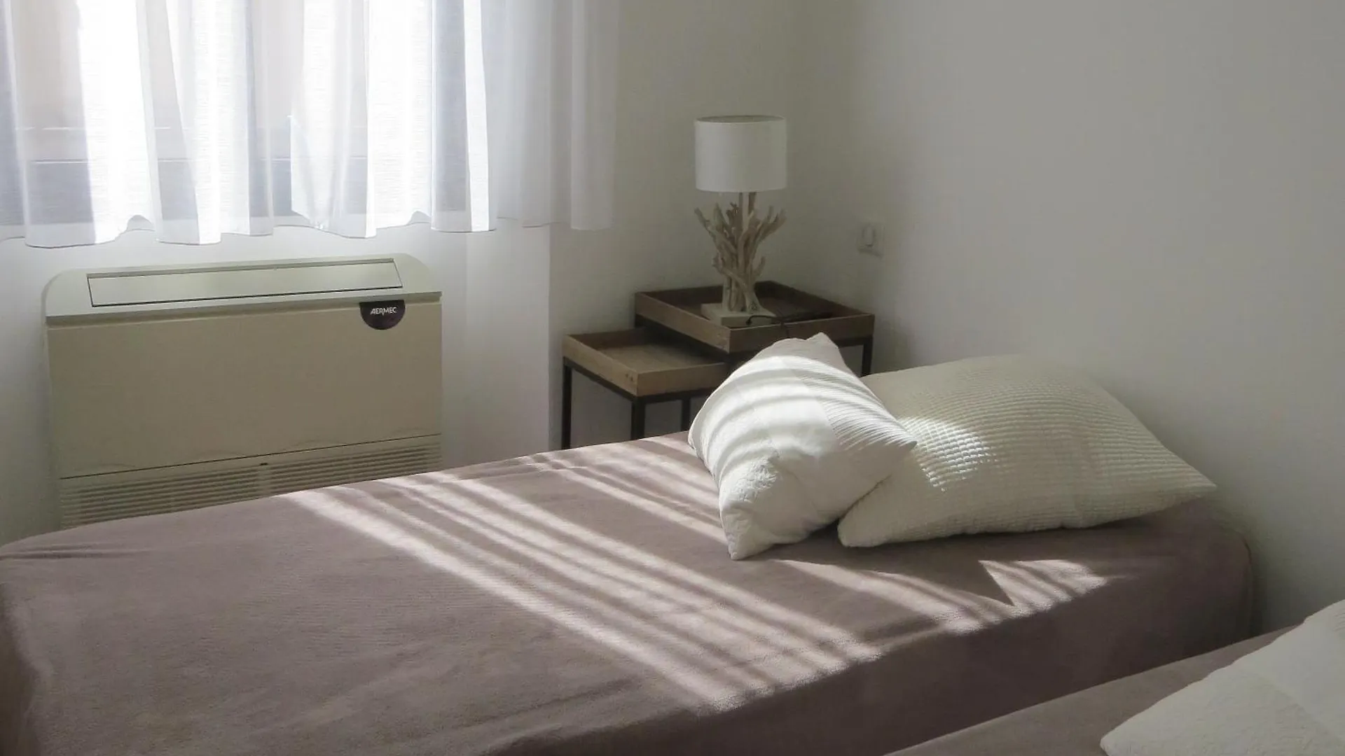 Appartement 2 Pièces Cannes Rue Hoche