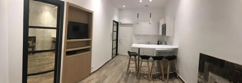 Appartement 2 Pièces Cannes Rue Hoche