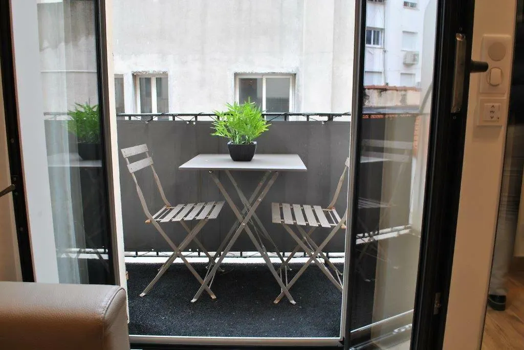 Appartement 2 Pièces Cannes Rue Hoche 0*,